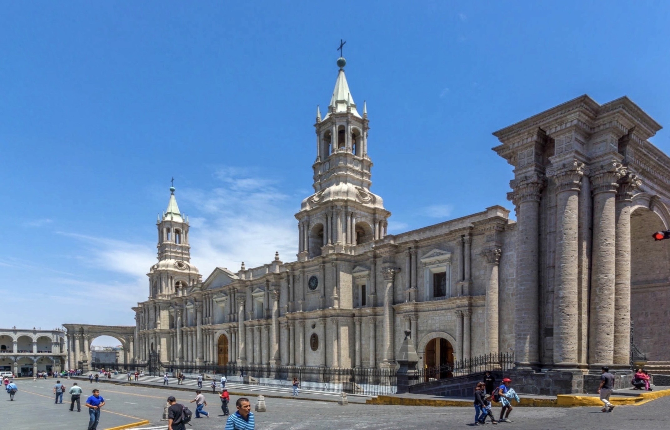 Sistemas contra incendio en Arequipa - Golsatel